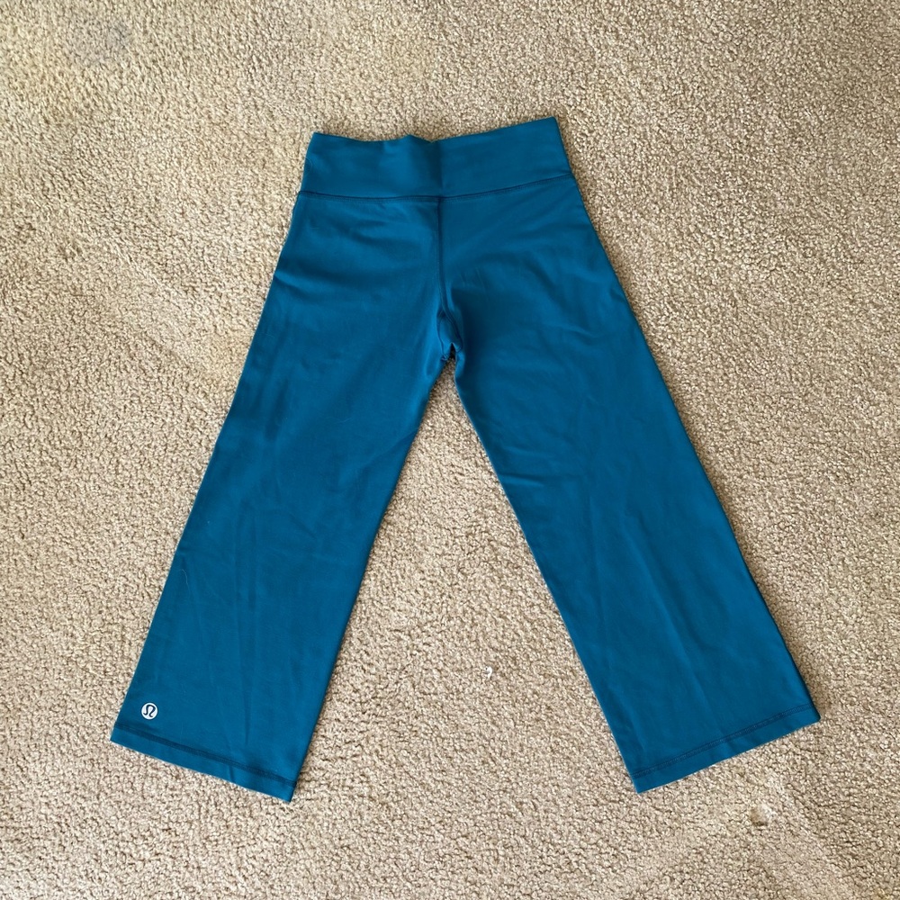 Lululemon Yoga Pants - Picture 2 of 5